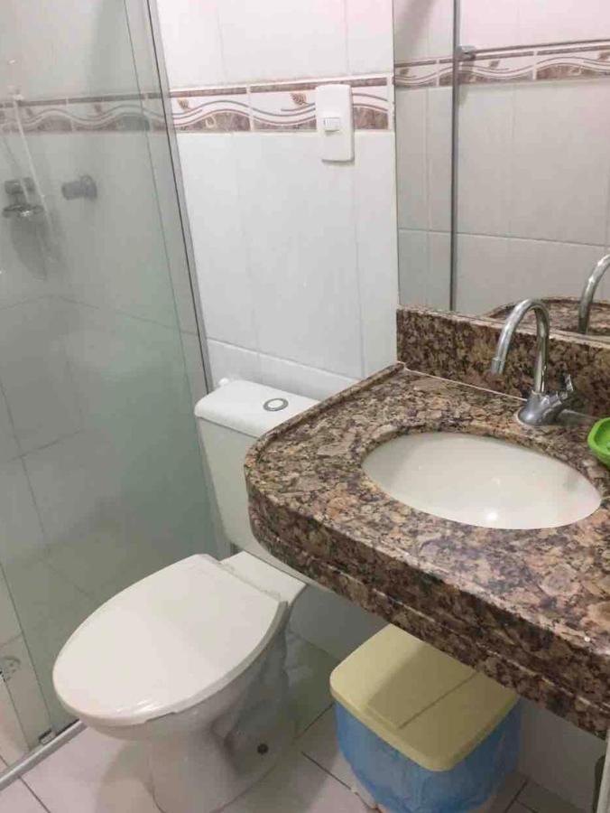 Apto 502 - Dois Quartos A Beira Mar Na Praia De Pajucara Proximo A Feirinha De Artesanato * Maceió