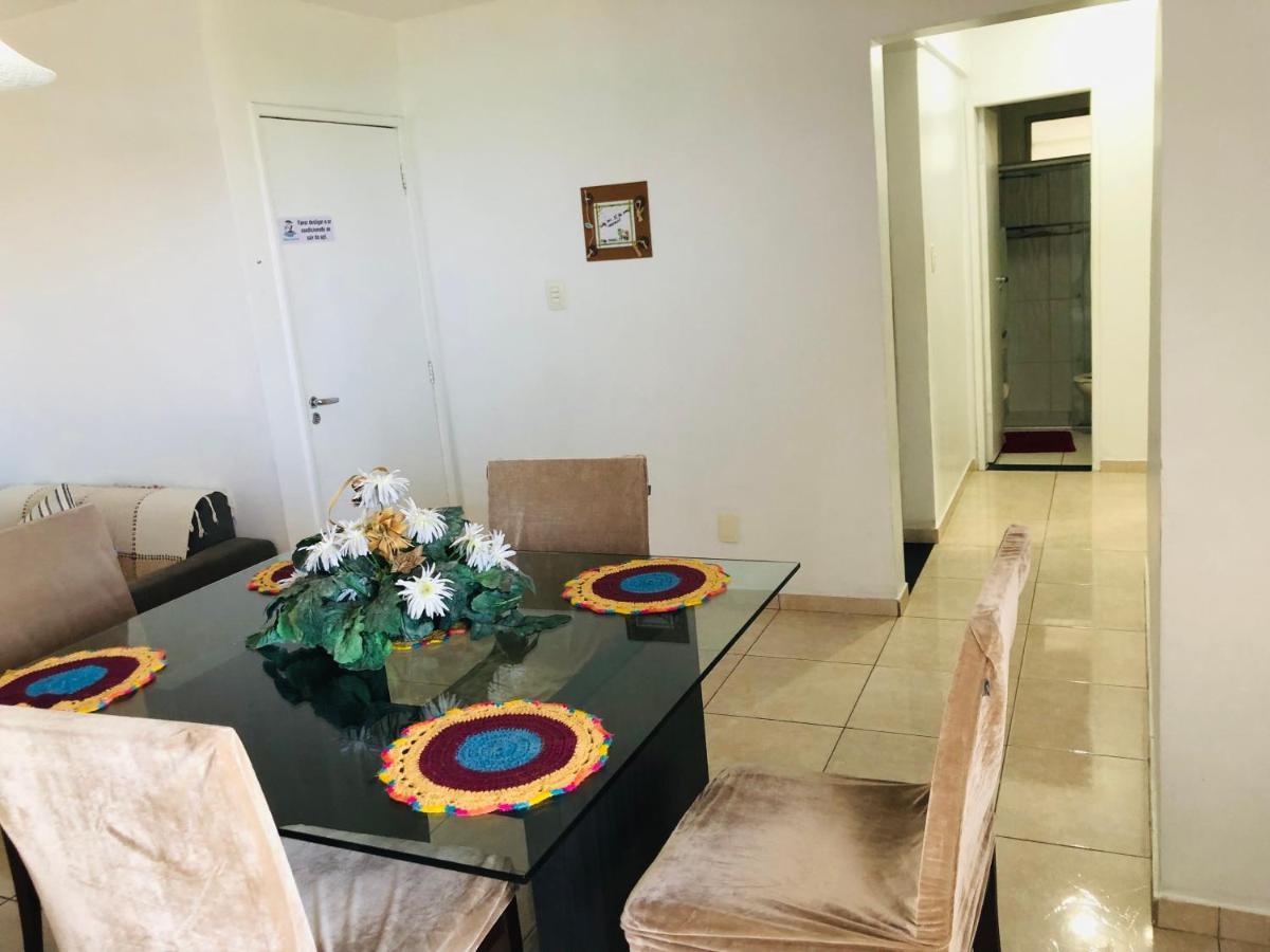 Apto 502 - Dois Quartos A Beira Mar Na Praia De Pajucara Proximo A Feirinha De Artesanato Apartamento *